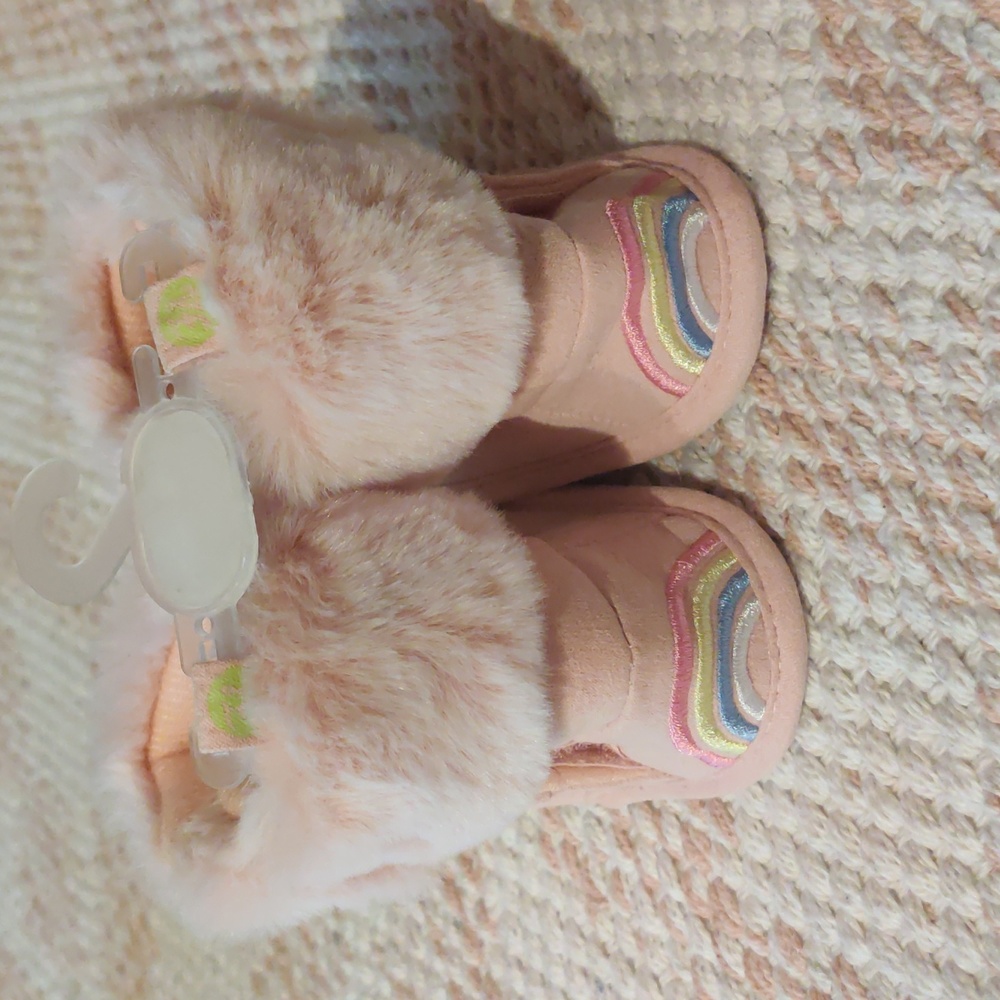 Baby Fur Trimmed Boots - Picture 2 of 5